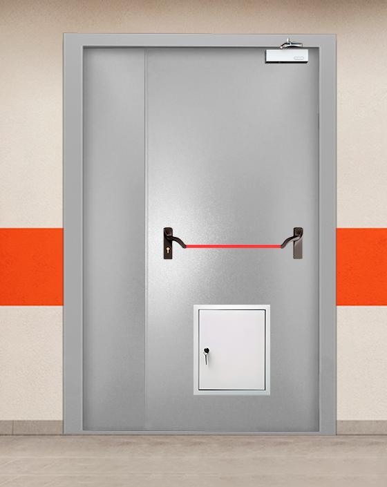 Противопожарная полуторная серая дверь порошковым напылением EI-90 с ручкой антипаника, стыковочным узлом