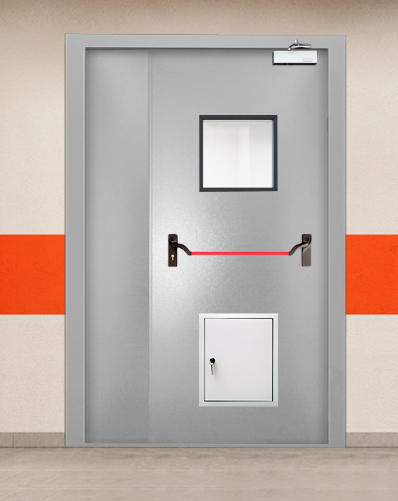 Противопожарная полуторная серая дверь порошковым напылением EI-90 с ручкой антипаника, квадратным окном, стыковочным узлом